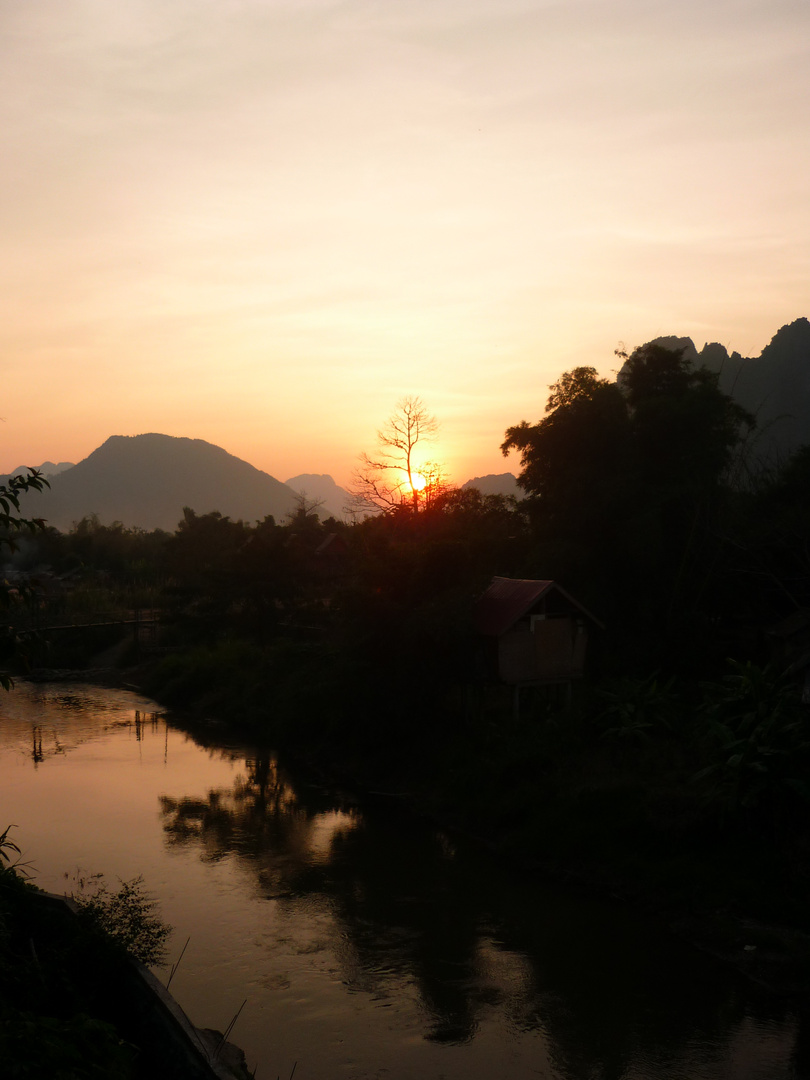 Sunset Viang vieng