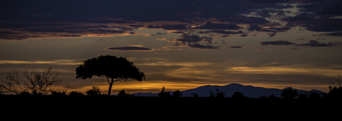 Sunset vor dem Kilimanjaro