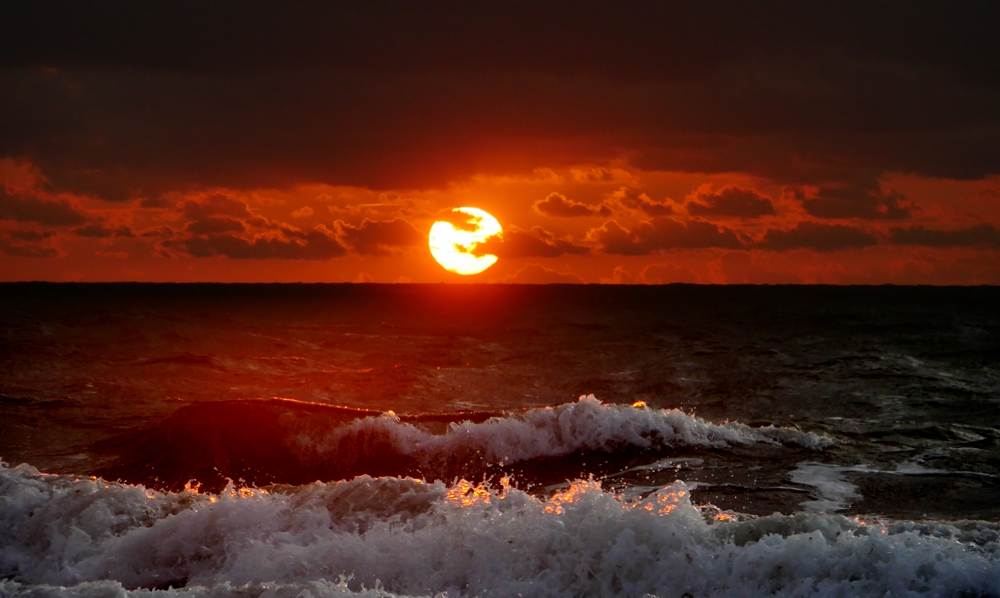 sunset-2-1000px-foto-bild-sunset-wasser-ostsee-bilder-auf
