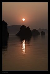 Sunset_Halong-Bucht_3