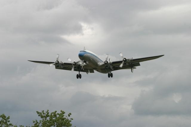 Super Connie im Anflug