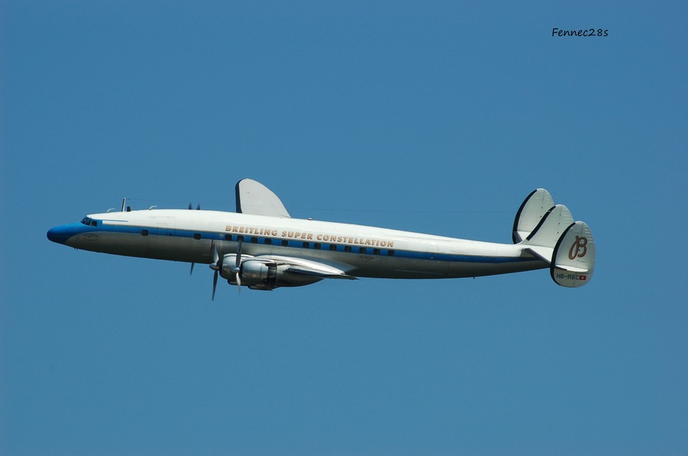 Super Constellation