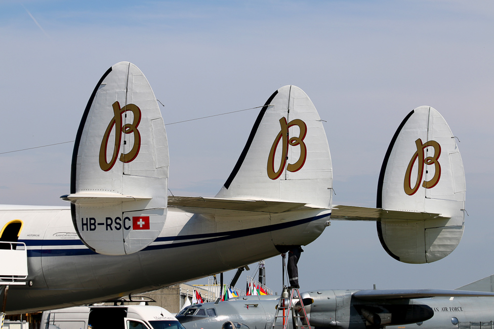 Super Constellation