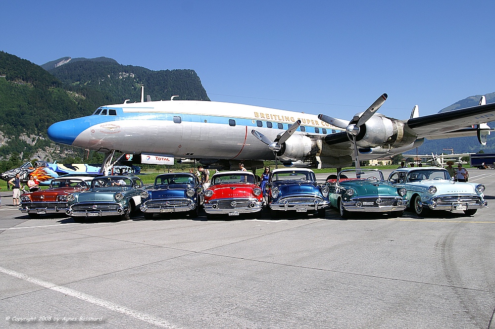 Super Constellation Flyers Association HB-RSC Lockheed L-1049 Super Constellation mit Buick Club CH