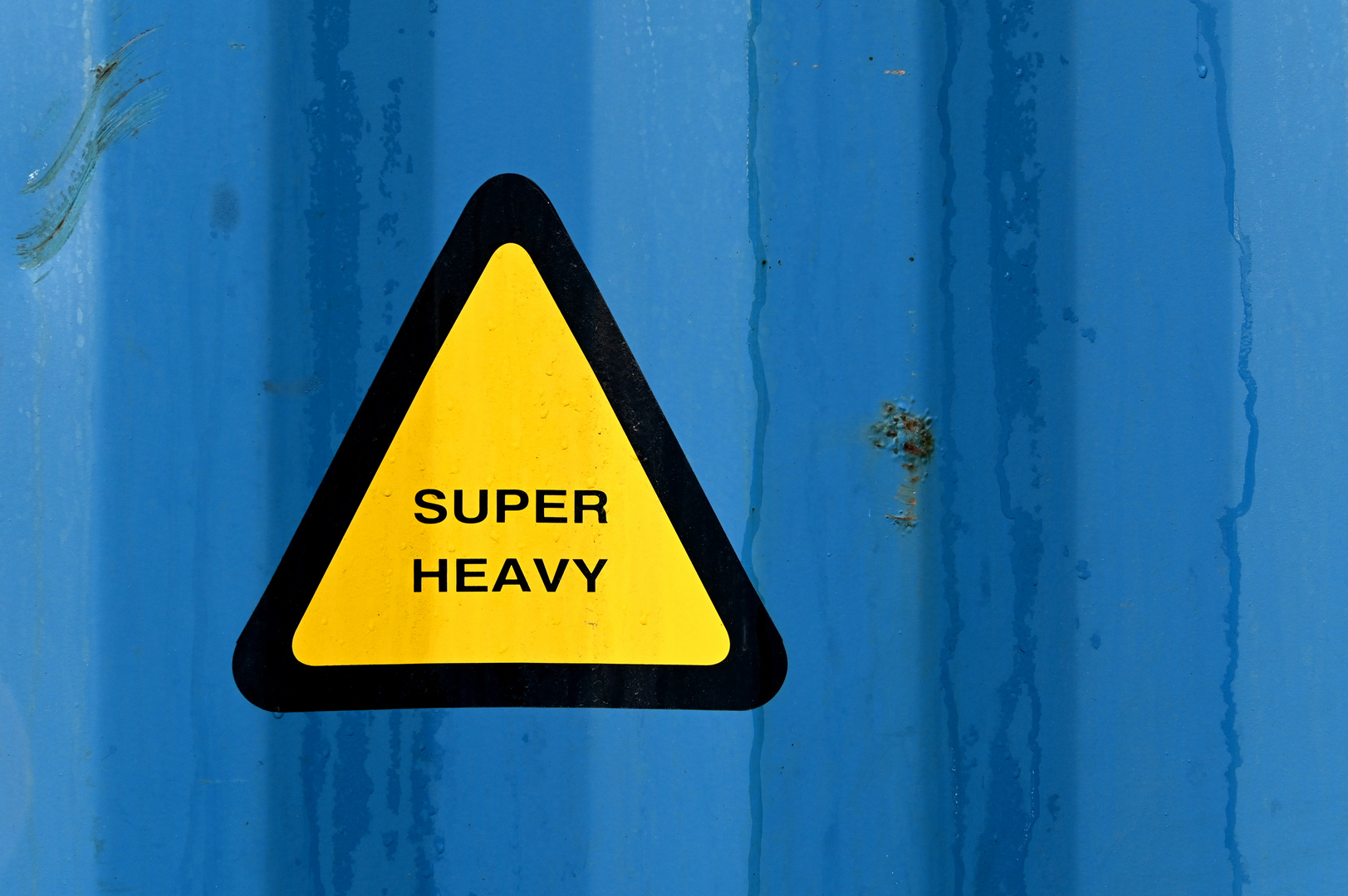 SUPER HEAVY