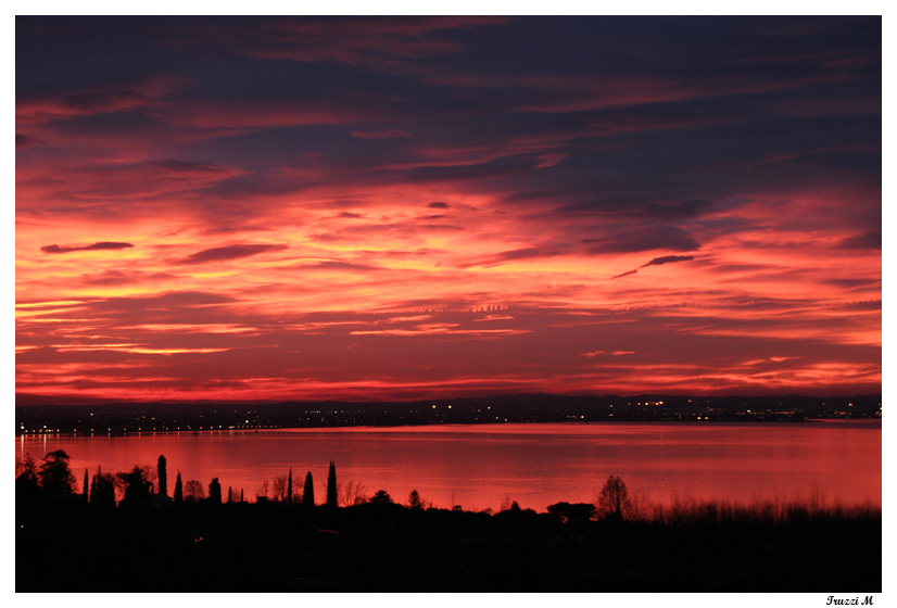 SUPER TRAMONTO (LAGO DI GARDA) Foto Immagini paesaggi, albe e tramonti, natura Foto su
