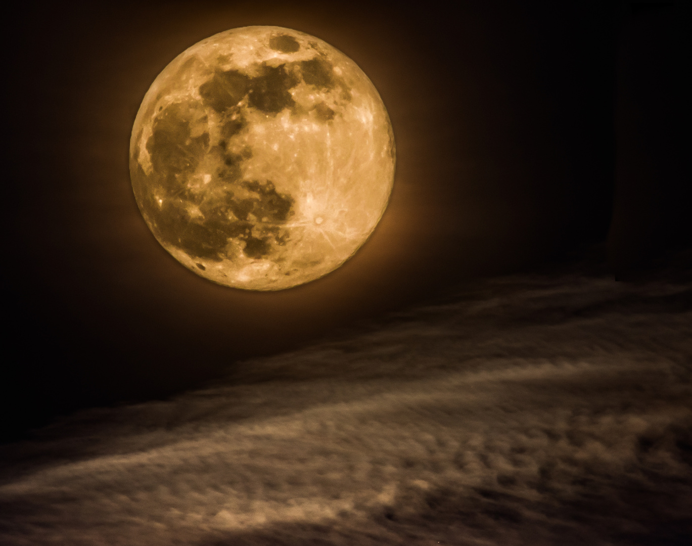 Supermond am 7.April 2020, Foto & Bild | wolken, himmel, natur Bilder