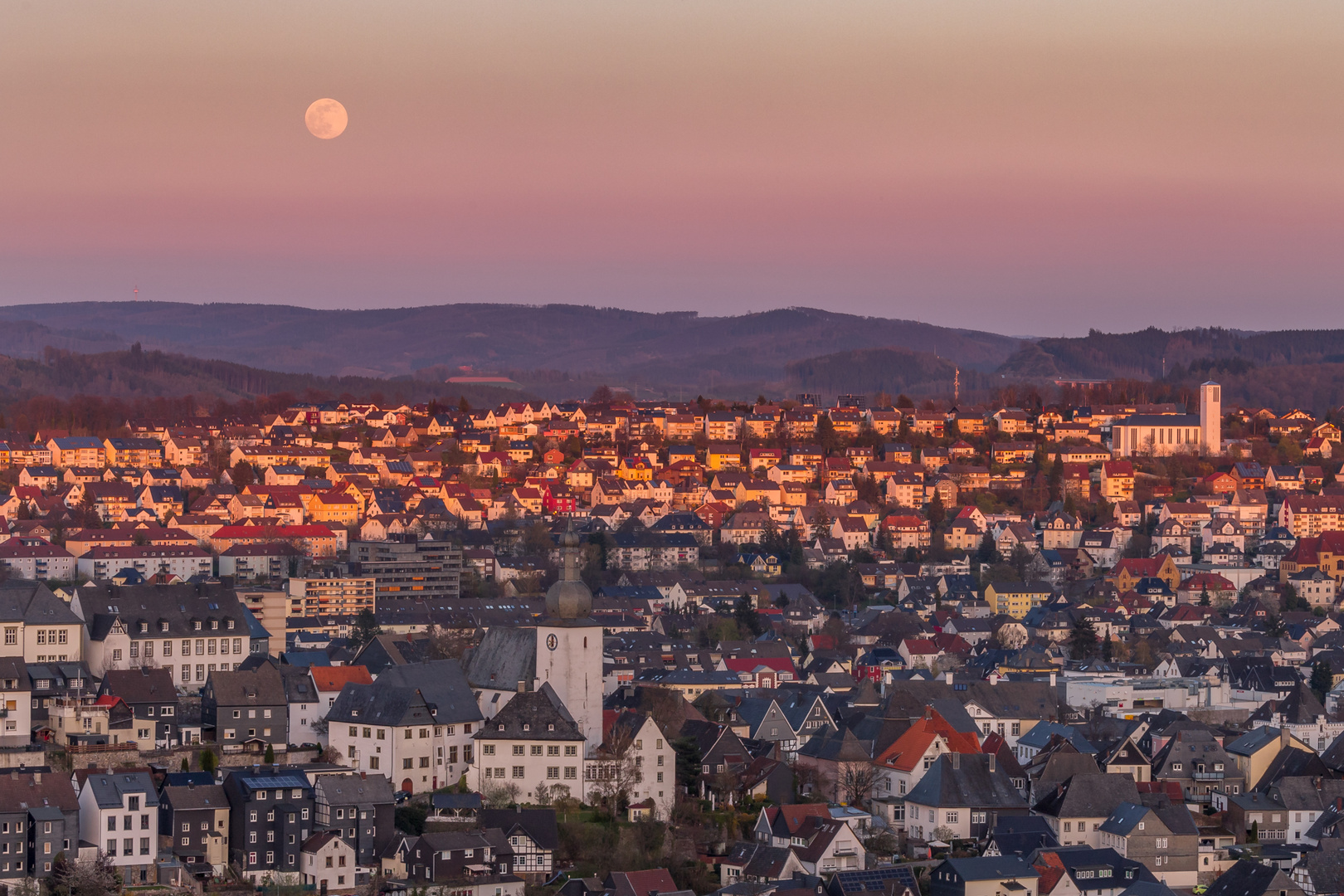 Supermond über Arnsberg