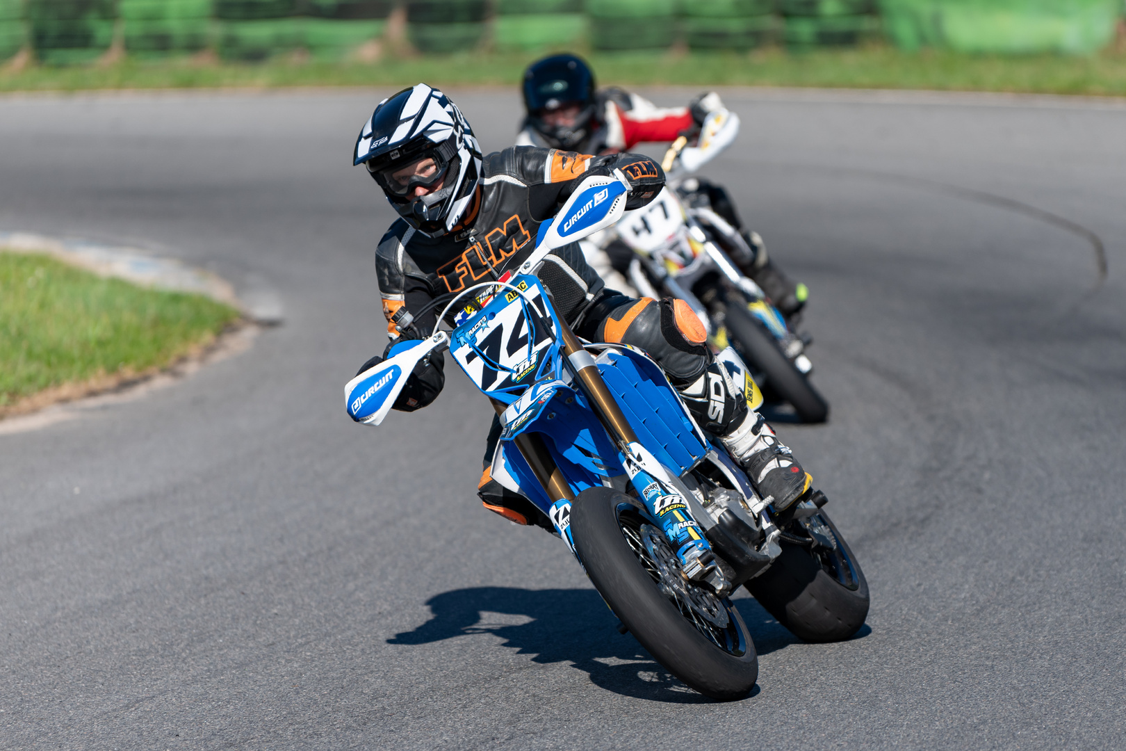 Supermoto