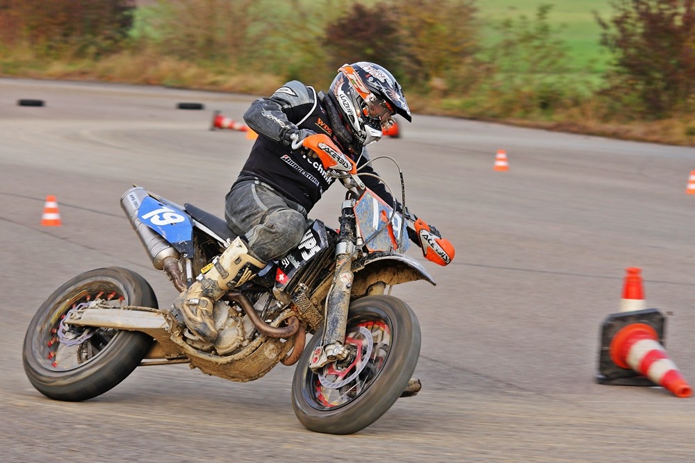 Supermoto II