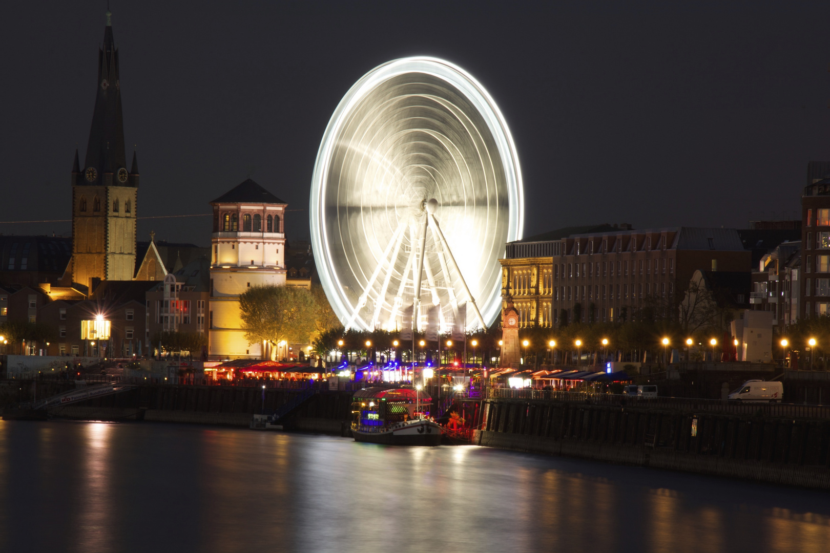 Superschnelles Riesenrad!