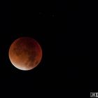 Supervollmond-Finsternis und Blutmond über Weimar in Thüringen