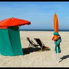 Sur la plage abandonnée ...