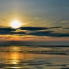 "Sur la plage abandonnée,..."