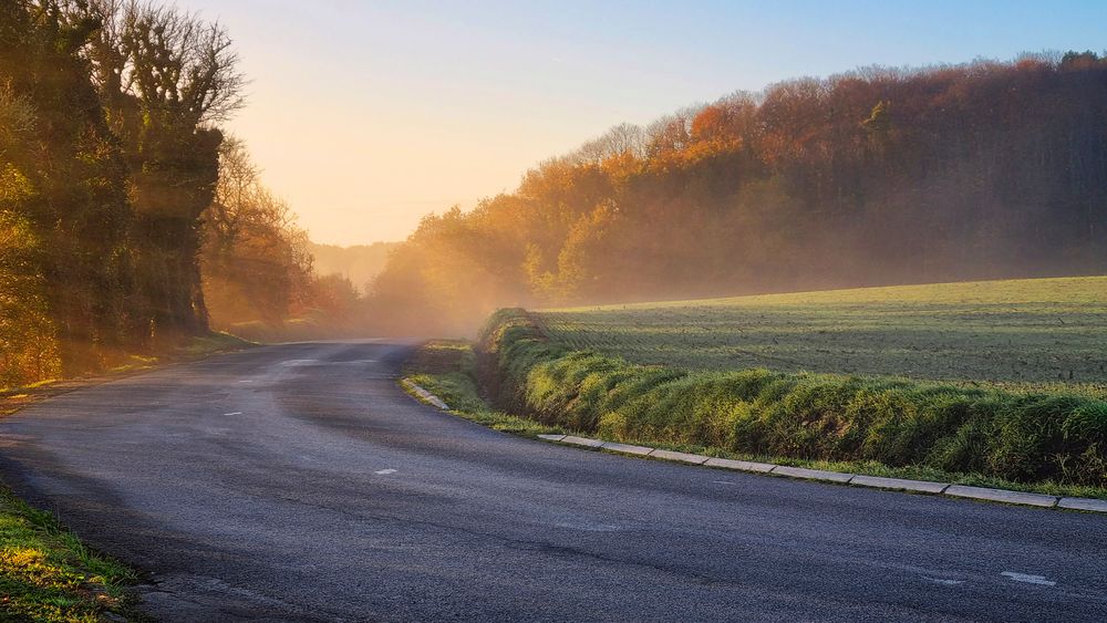 Sur la route au petit matin