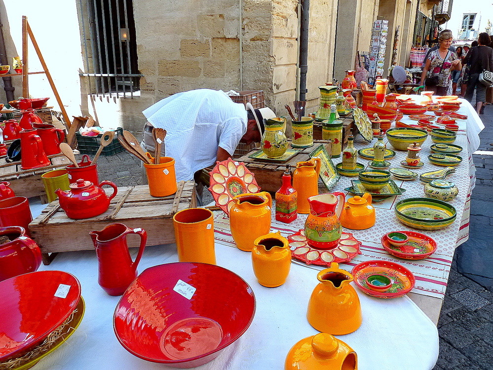 Sur le marché d'Uzés