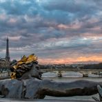 Sur le pont Alexandre III 