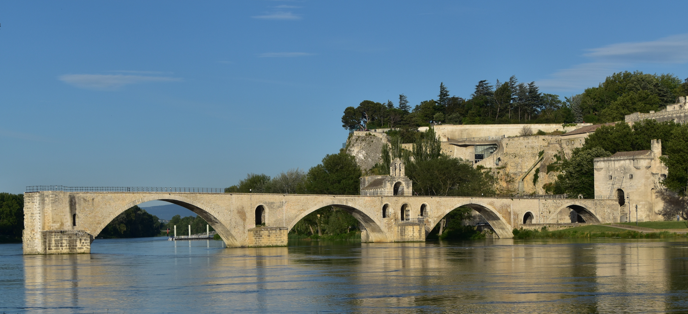 Sur le pont d’Avignon