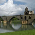 Sur le pont d'Avignon, on y danse, on y danse...........