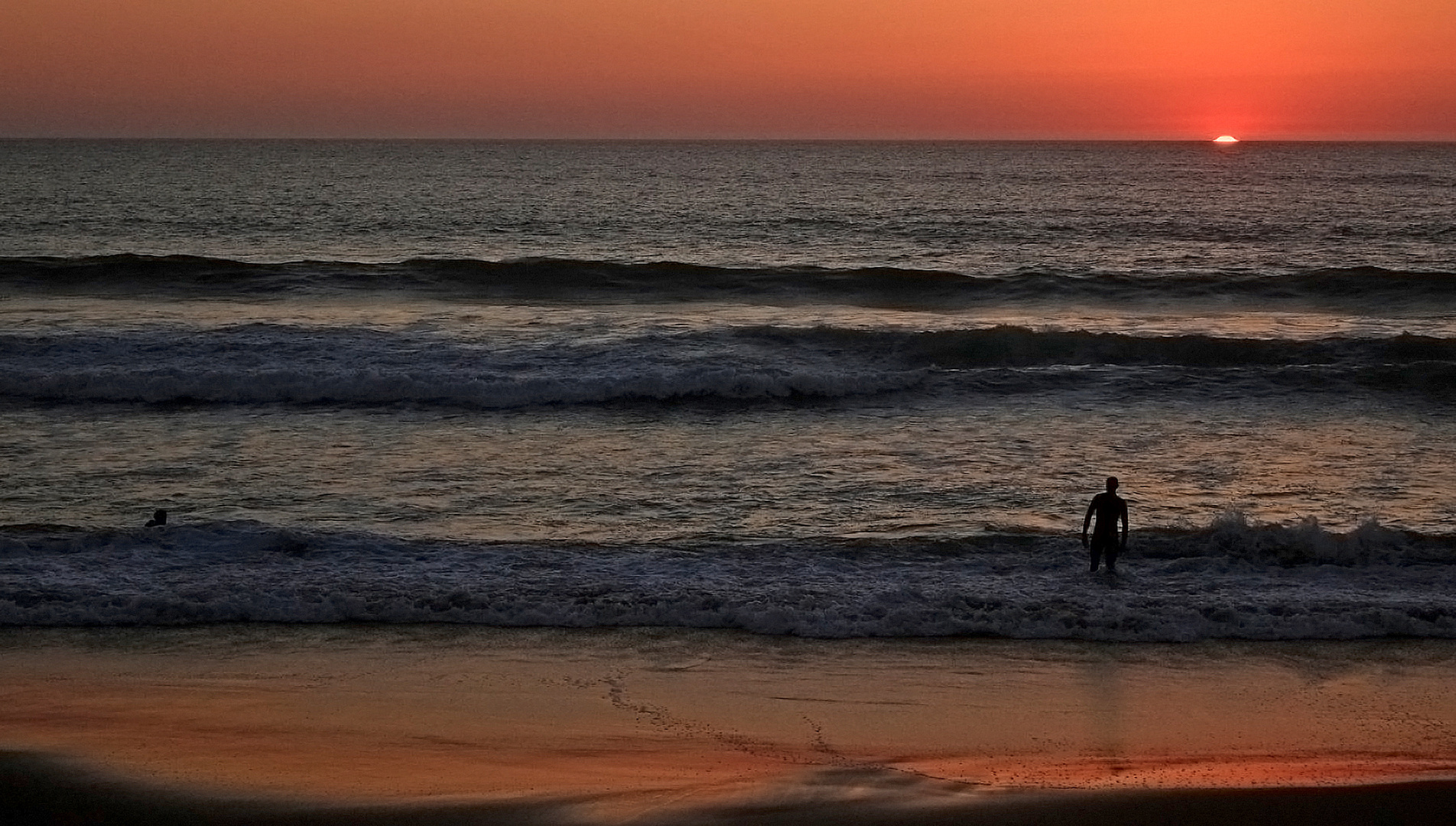 Sur le Ventre des Vagues........