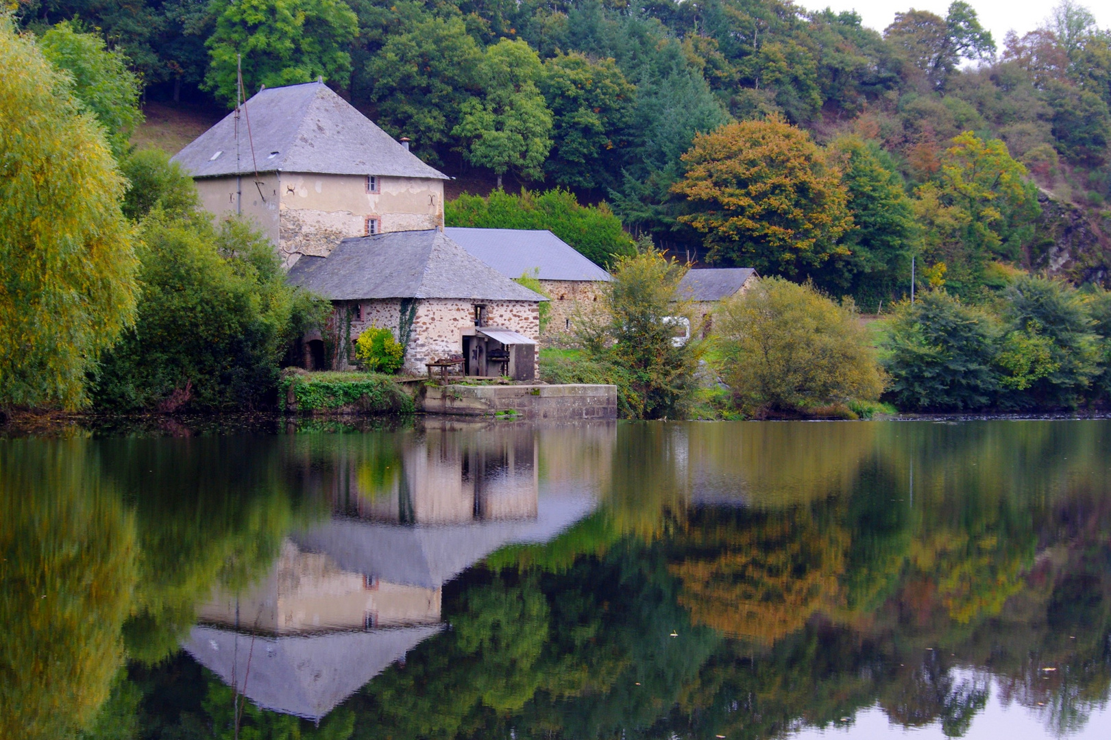 sur les bords de la Mayenne