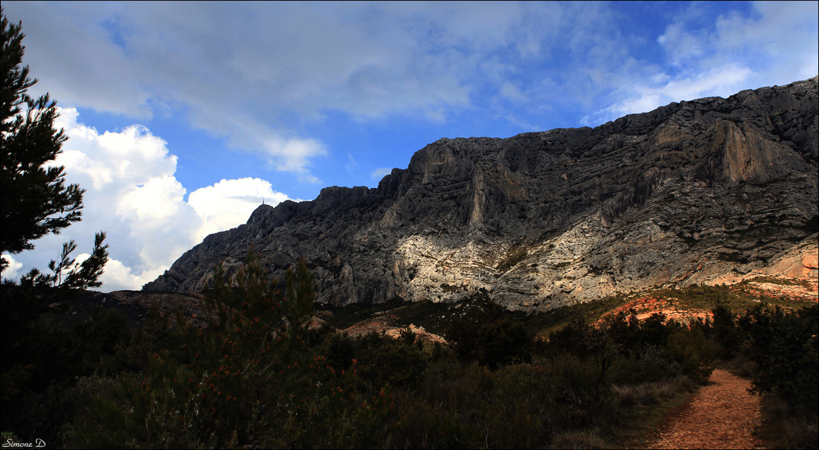 Sur les sentiers de Sainte Victoire