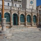 Sur l'Ile de Hvar, près de la place principale.