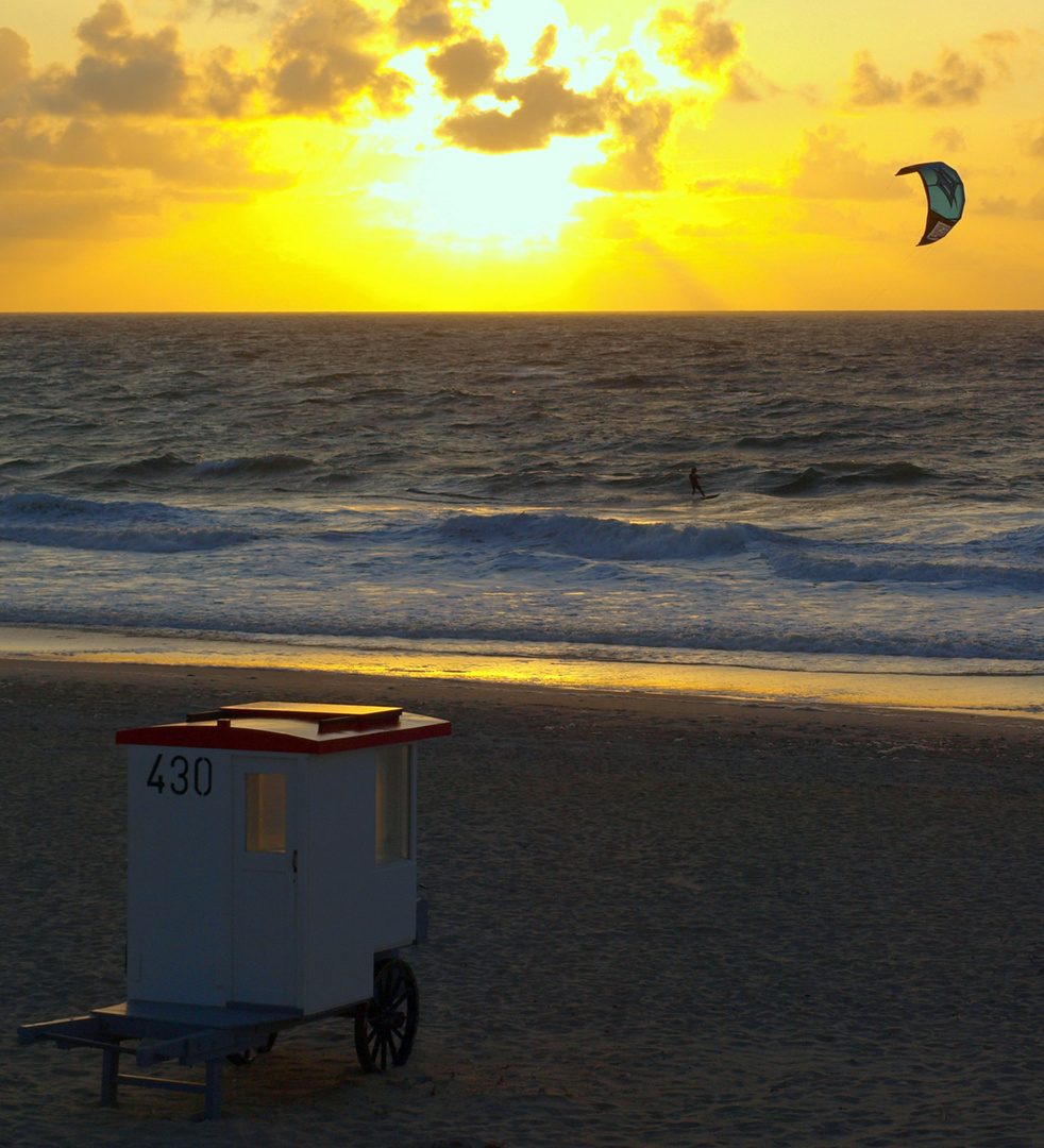 Surfen bis der Himmel brennt