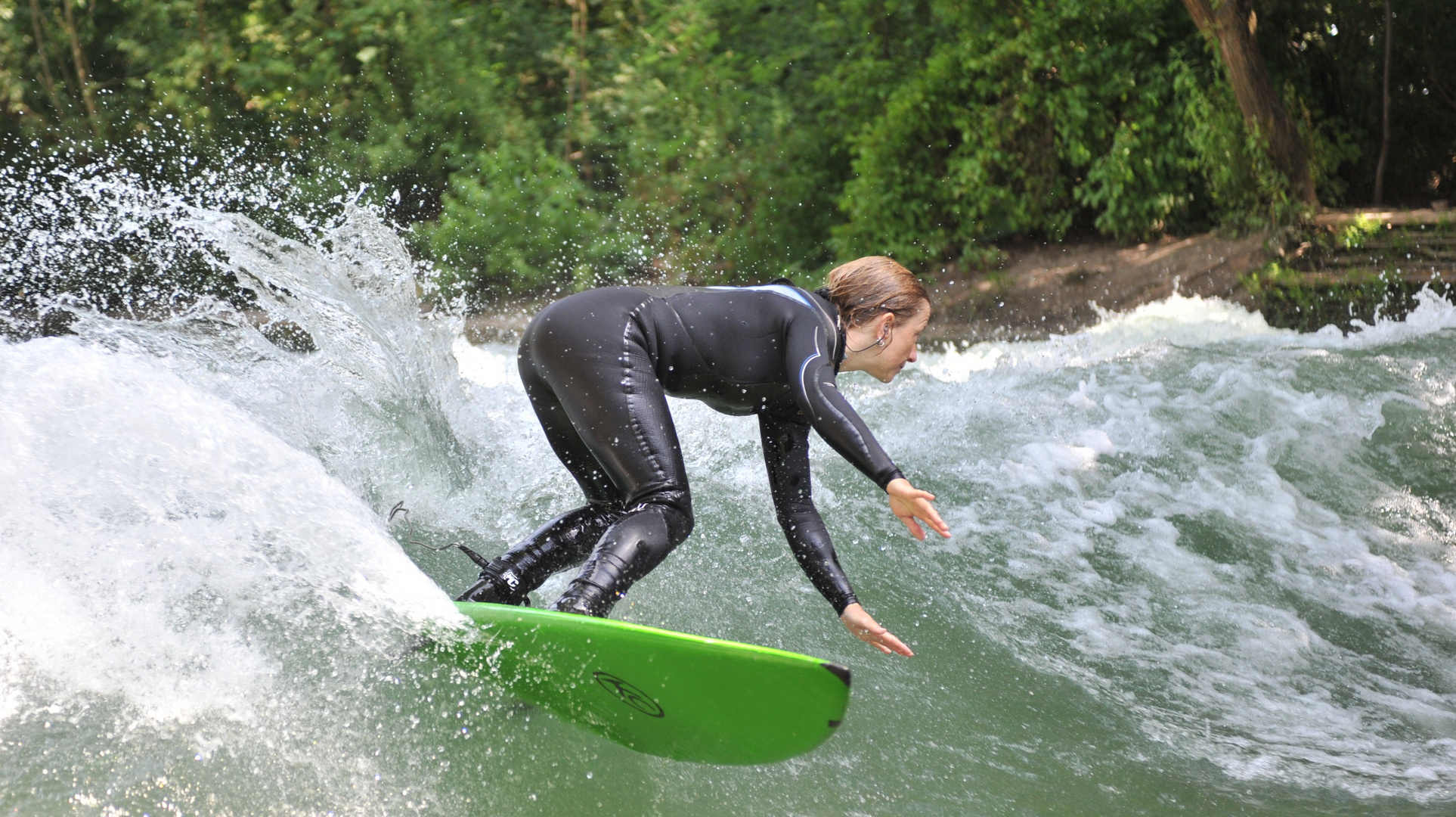 Surfen im Eisbach 2.