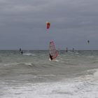 Surfen in der Brandung auf Fehmarn