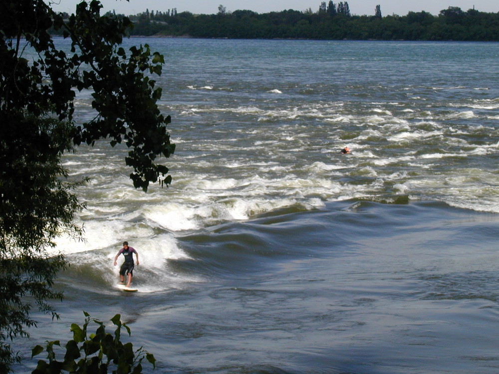 surfer a montreal ... la vague éternelle