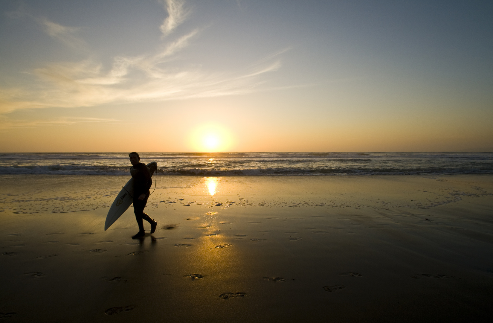 surfer am Pacific Beach