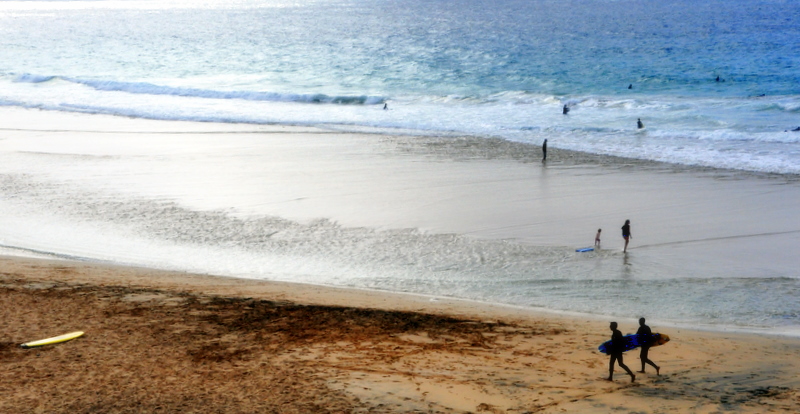 Surfer am Strand