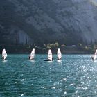 Surfer auf dem Gardasee bei Riva del Garda