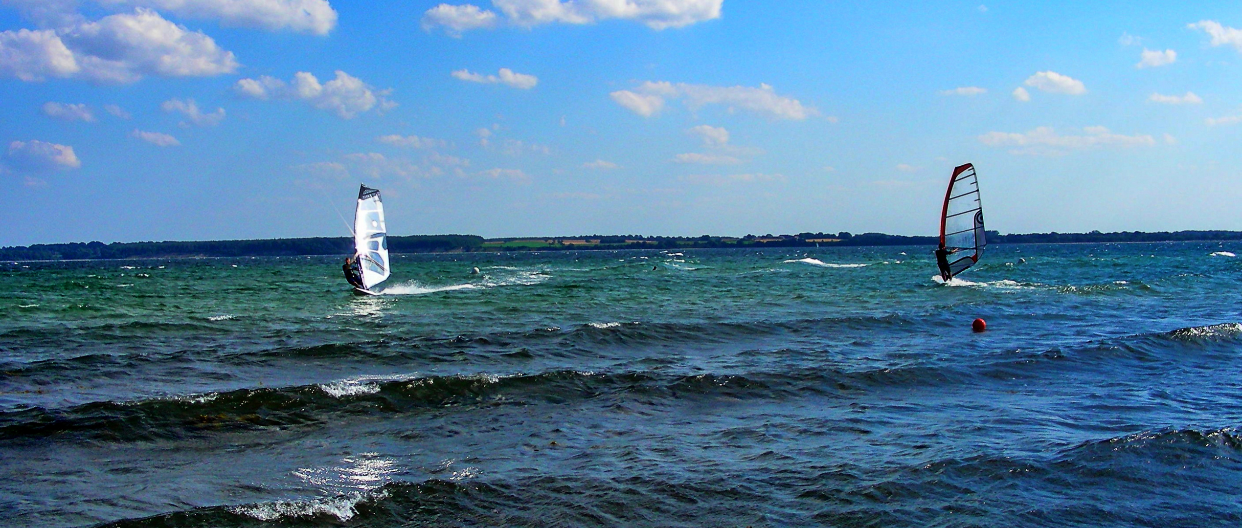 Surfer auf der Ostsee
