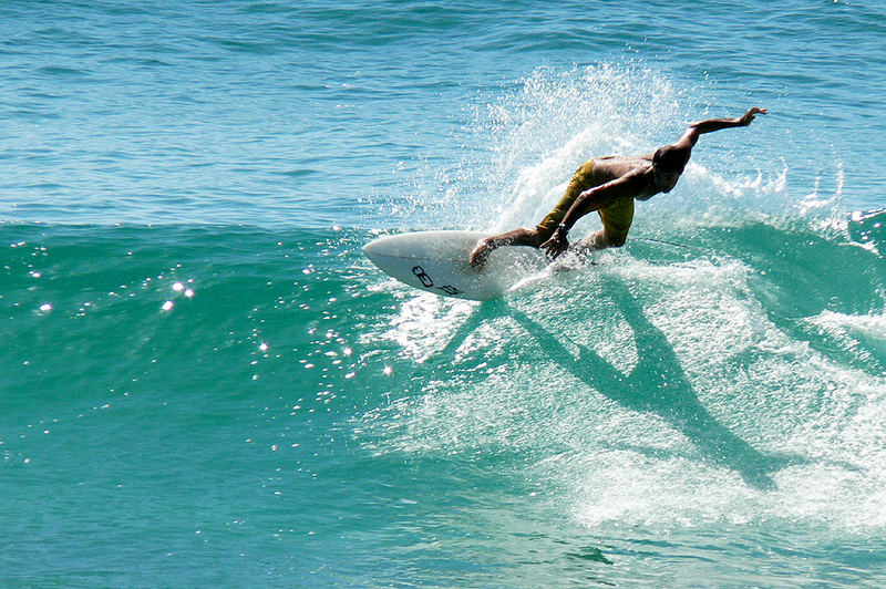 Surfer - Costão do Santinho