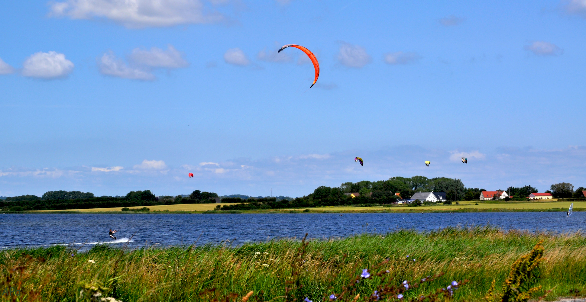 Surfer in der Bucht