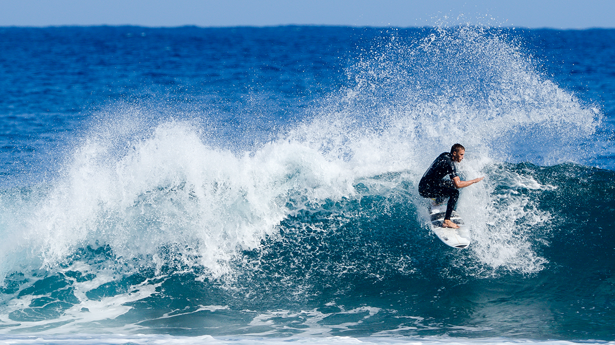 Surfer St Leu, SJ2, LRU3106