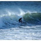 Surfer sur la côte basque