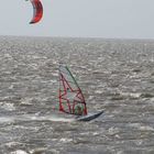 Surfer vor Norddeich