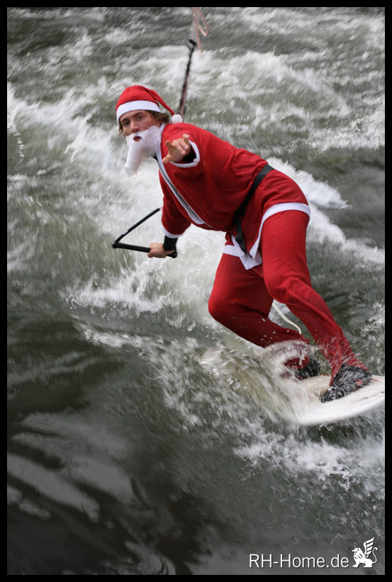 Surfin' Santa