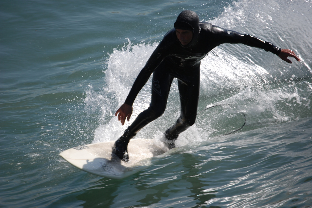 Surfing Californ-i-a