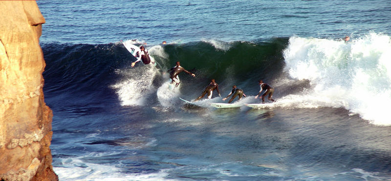 Surfing the Steamer Lane