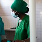 Surgery in Cameroon (3)