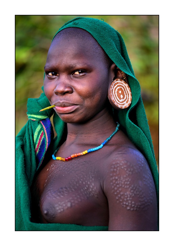 " Surma " Woman