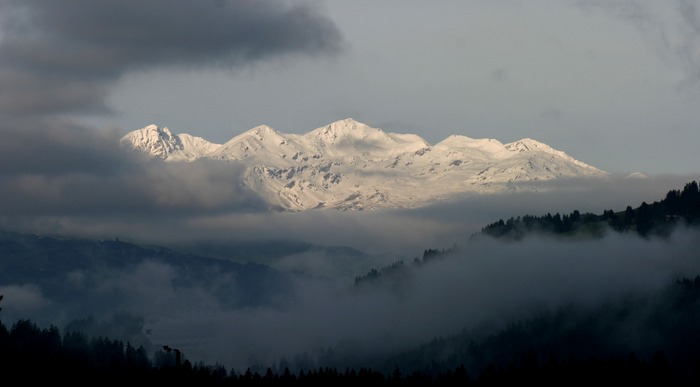 Surselva Bergpanorama von Fidaz aus