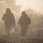 Susanne + Leni im Nebel 