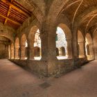 Suvereto, il chiostro del convento.