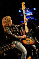 Suzi Quatro .....