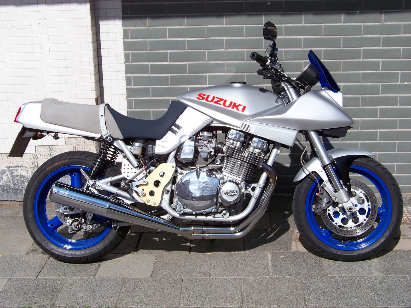 Suzuki Katana 1100